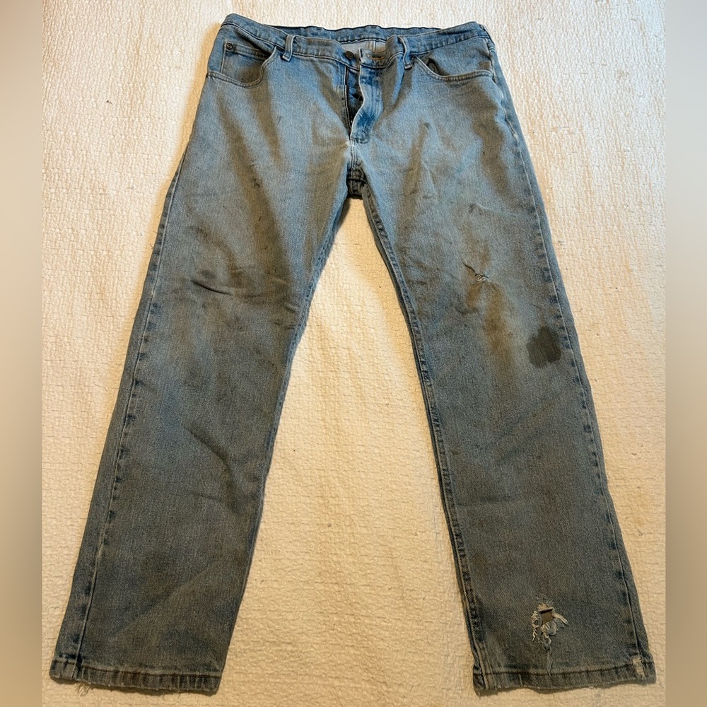Wrangler Classic Blue Straight Distressed Vintage Jeans